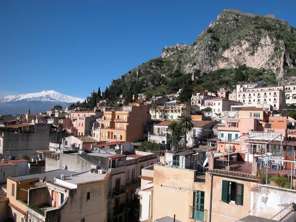 Residence Circe Taormina Exterior foto