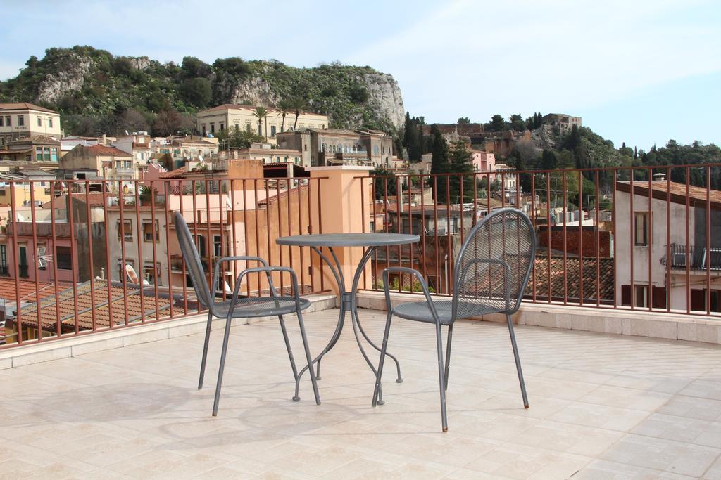 Residence Circe Taormina Exterior foto